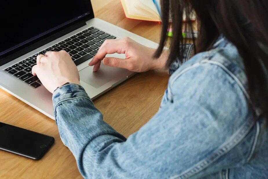 5 Signs Employees Indulging in Expense Report Fraudulence